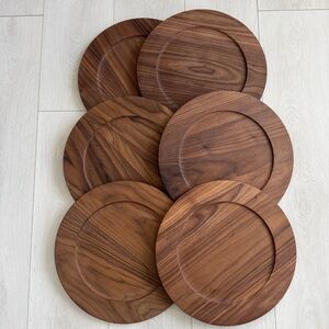 Charming Natural Wood Charger Plates